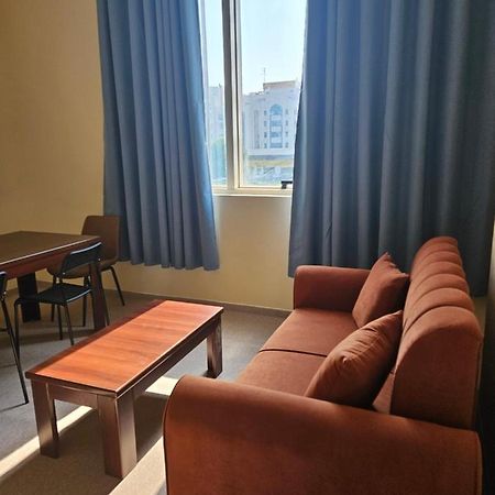Oasis Hostel Abu Dabi Dış mekan fotoğraf