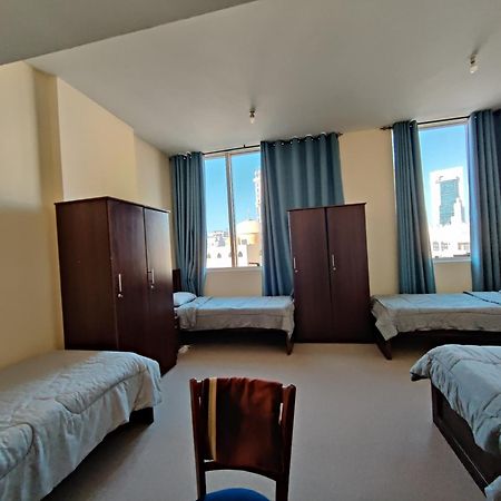 Oasis Hostel Abu Dabi Dış mekan fotoğraf