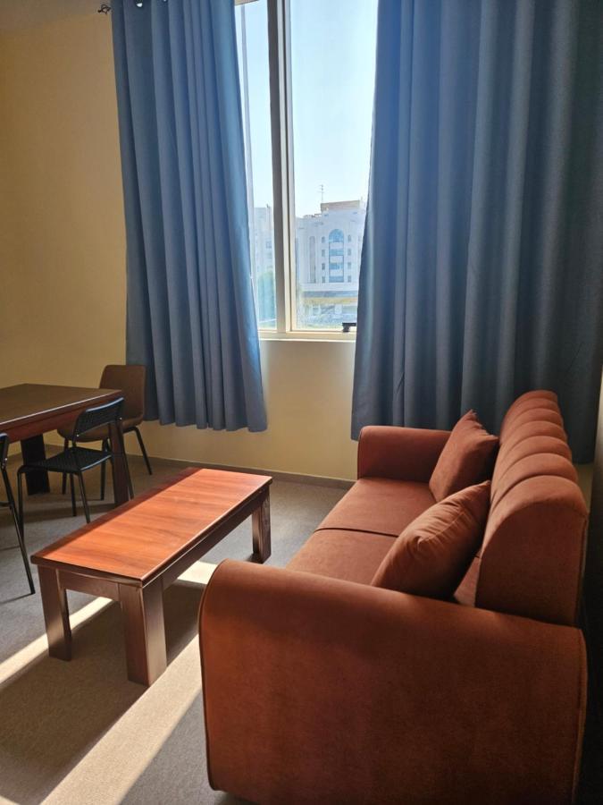 Oasis Hostel Abu Dabi Dış mekan fotoğraf