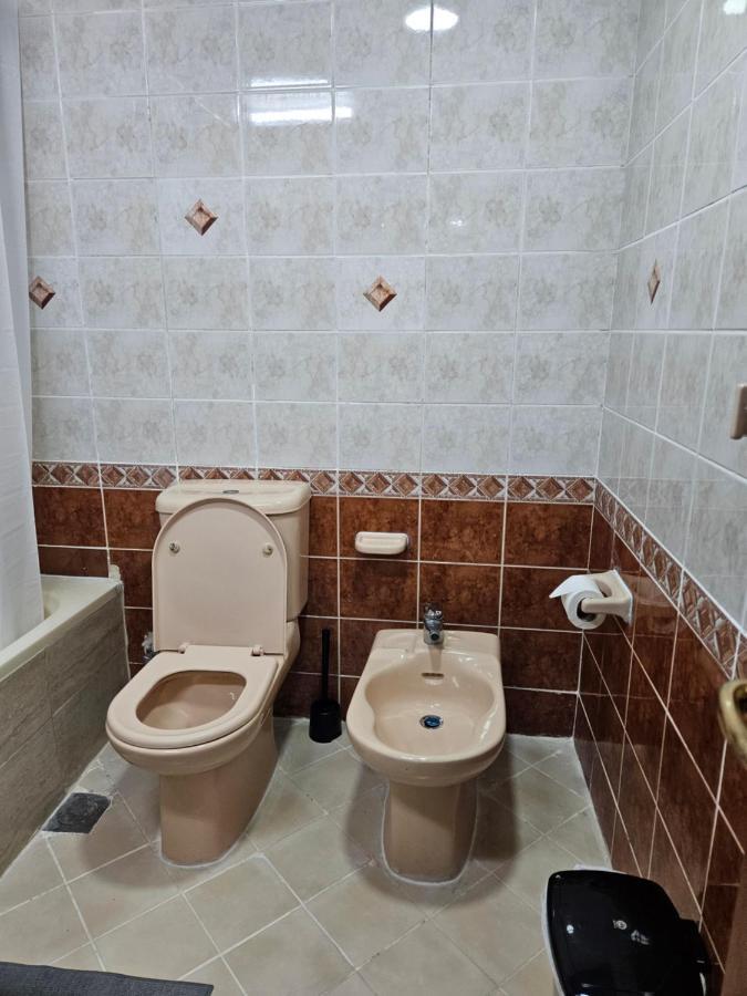 Oasis Hostel Abu Dabi Dış mekan fotoğraf