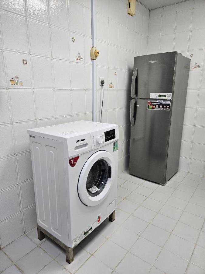 Oasis Hostel Abu Dabi Dış mekan fotoğraf