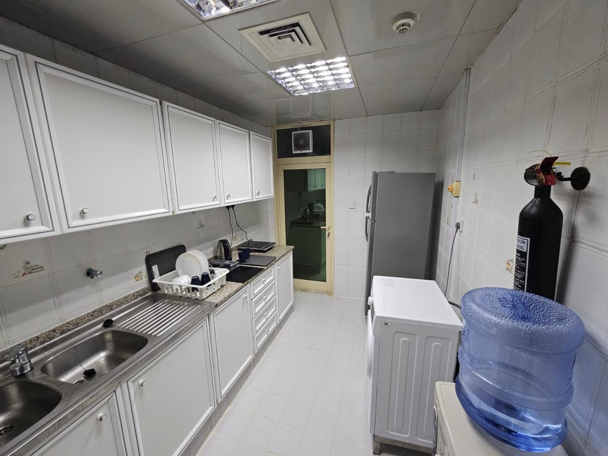 Oasis Hostel Abu Dabi Dış mekan fotoğraf